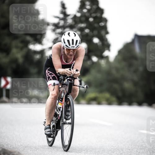 21.06.2026 - 29. Vierlanden-Triathlon H.Heesch http://msf.ph/oto/9902670 21.06.2026 09:58:34 Radfahren 62, 199, 298 meine-sportfotos.de