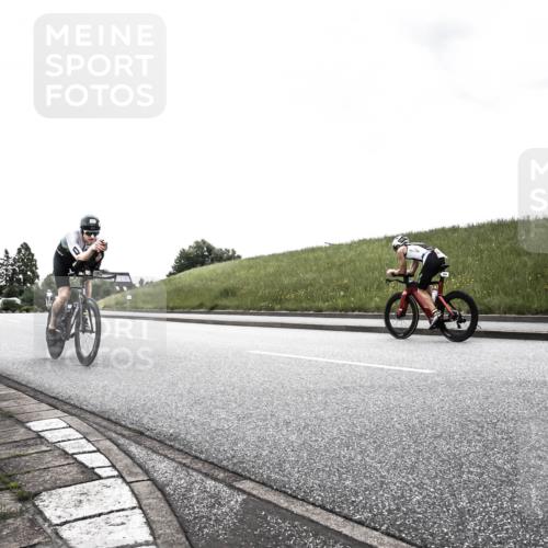 21.06.2026 - 29. Vierlanden-Triathlon H.Heesch http://msf.ph/oto/9902681 21.06.2026 09:52:16 Radfahren 76, 132, 193, 1355 meine-sportfotos.de