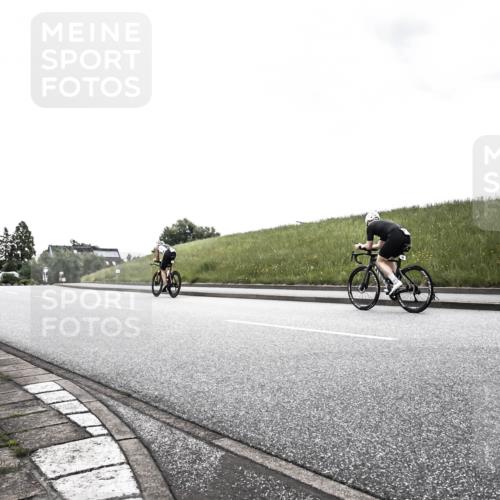 21.06.2026 - 29. Vierlanden-Triathlon H.Heesch http://msf.ph/oto/9902684 21.06.2026 09:52:17 Radfahren 76, 132, 193, 1355 meine-sportfotos.de
