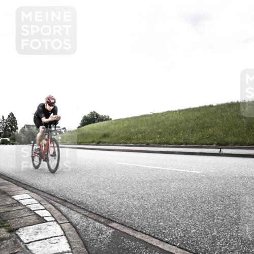 21.06.2026 - 29. Vierlanden-Triathlon H.Heesch http://msf.ph/oto/9902696 21.06.2026 09:52:35 Radfahren 16, 63, 77, 192 meine-sportfotos.de