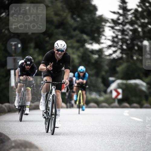 21.06.2026 - 29. Vierlanden-Triathlon H.Heesch http://msf.ph/oto/9902738 21.06.2026 10:02:08 Radfahren 55, 78, 265, 280, 301 meine-sportfotos.de