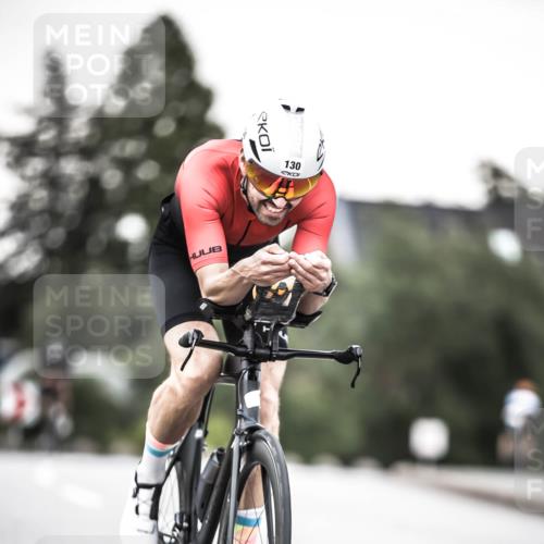 21.06.2026 - 29. Vierlanden-Triathlon H.Heesch http://msf.ph/oto/9902742 21.06.2026 10:14:19 Radfahren 5, 6, 130, 140, 195, 204, 464 meine-sportfotos.de