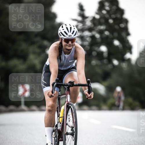 21.06.2026 - 29. Vierlanden-Triathlon H.Heesch http://msf.ph/oto/9902744 21.06.2026 10:02:11 Radfahren 55, 78, 265, 273, 280, 301 meine-sportfotos.de