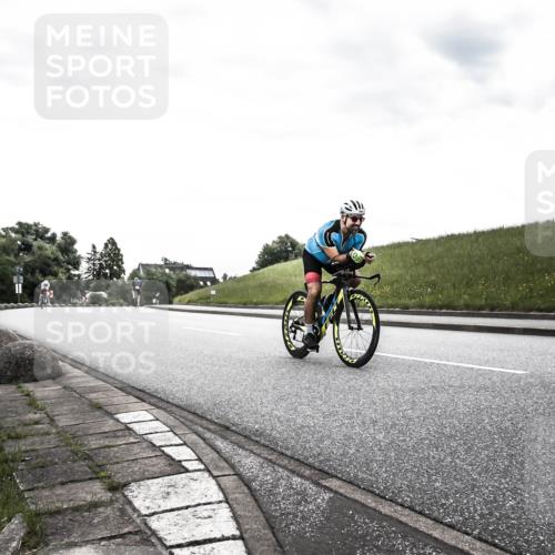 21.06.2026 - 29. Vierlanden-Triathlon H.Heesch http://msf.ph/oto/9902771 21.06.2026 09:53:42 Radfahren 72, 91, 210, 266, 284 meine-sportfotos.de