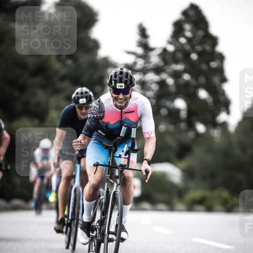 21.06.2026 - 29. Vierlanden-Triathlon H.Heesch http://msf.ph/oto/9902775 21.06.2026 10:02:24 Radfahren 4, 72, 118, 119, 141, 186, 339 meine-sportfotos.de