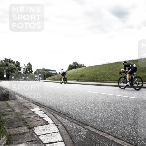 21.06.2026 - 29. Vierlanden-Triathlon H.Heesch http://msf.ph/oto/9902784 21.06.2026 09:53:56 Radfahren 55, 136, 227, 257 meine-sportfotos.de