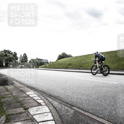 21.06.2026 - 29. Vierlanden-Triathlon H.Heesch http://msf.ph/oto/9902819 21.06.2026 09:54:43 Radfahren 186 meine-sportfotos.de