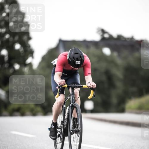 21.06.2026 - 29. Vierlanden-Triathlon H.Heesch http://msf.ph/oto/9902822 21.06.2026 10:02:42 Radfahren 56, 139, 179, 198, 245, 367 meine-sportfotos.de