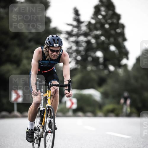 21.06.2026 - 29. Vierlanden-Triathlon H.Heesch http://msf.ph/oto/9902825 21.06.2026 10:02:45 Radfahren 56, 139, 179, 245, 367 meine-sportfotos.de