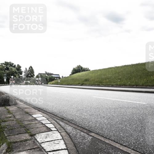 21.06.2026 - 29. Vierlanden-Triathlon H.Heesch http://msf.ph/oto/9902839 21.06.2026 09:54:58 Radfahren 148, 292, 293 meine-sportfotos.de