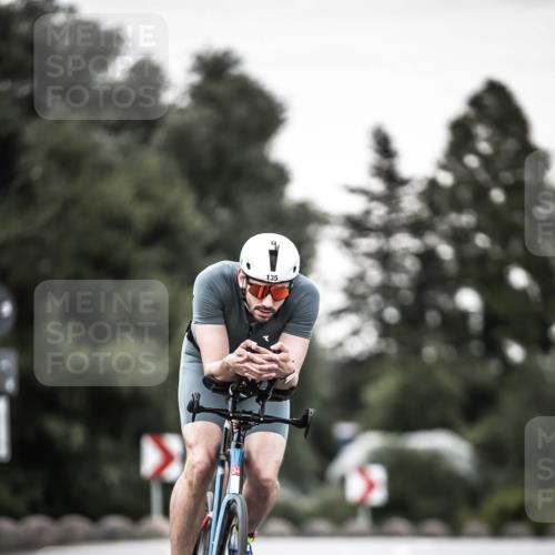 21.06.2026 - 29. Vierlanden-Triathlon H.Heesch http://msf.ph/oto/9902847 21.06.2026 10:14:57 Radfahren 71, 135, 200, 216 meine-sportfotos.de