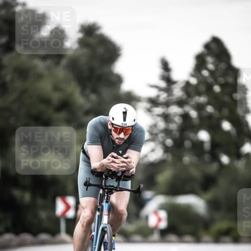 21.06.2026 - 29. Vierlanden-Triathlon H.Heesch http://msf.ph/oto/9902850 21.06.2026 10:14:57 Radfahren 71, 135, 200, 216 meine-sportfotos.de