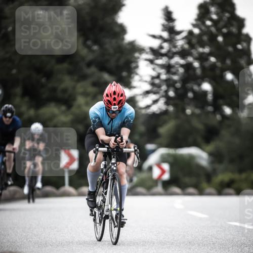 21.06.2026 - 29. Vierlanden-Triathlon H.Heesch http://msf.ph/oto/9902871 21.06.2026 10:04:18 Radfahren 75, 90, 260, 324, 350, 379 meine-sportfotos.de