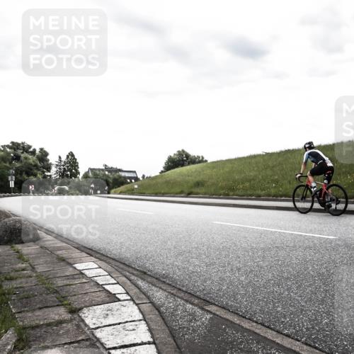 21.06.2026 - 29. Vierlanden-Triathlon H.Heesch http://msf.ph/oto/9902877 21.06.2026 09:55:48 Radfahren 35, 154 meine-sportfotos.de