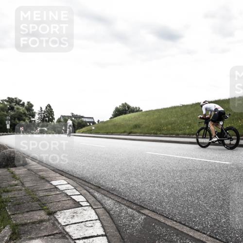 21.06.2026 - 29. Vierlanden-Triathlon H.Heesch http://msf.ph/oto/9902883 21.06.2026 09:55:54 Radfahren  meine-sportfotos.de