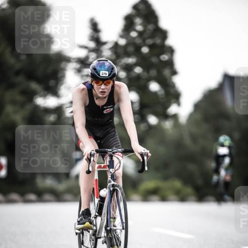 21.06.2026 - 29. Vierlanden-Triathlon H.Heesch http://msf.ph/oto/9902890 21.06.2026 10:04:24 Radfahren 44, 75, 350, 379 meine-sportfotos.de