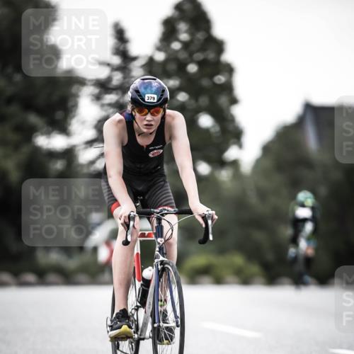 21.06.2026 - 29. Vierlanden-Triathlon H.Heesch http://msf.ph/oto/9902893 21.06.2026 10:04:24 Radfahren 44, 75, 350, 379 meine-sportfotos.de