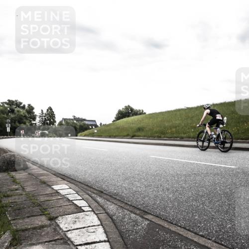 21.06.2026 - 29. Vierlanden-Triathlon H.Heesch http://msf.ph/oto/9902904 21.06.2026 09:57:18 Radfahren  meine-sportfotos.de