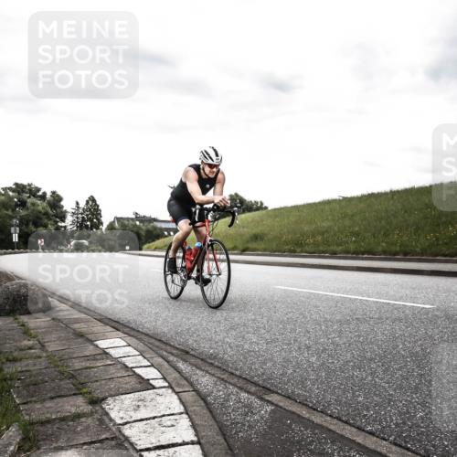 21.06.2026 - 29. Vierlanden-Triathlon H.Heesch http://msf.ph/oto/9902905 21.06.2026 09:57:37 Radfahren 207 meine-sportfotos.de
