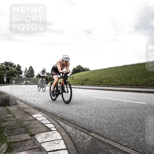 21.06.2026 - 29. Vierlanden-Triathlon H.Heesch http://msf.ph/oto/9902939 21.06.2026 09:58:34 Radfahren 62, 298 meine-sportfotos.de
