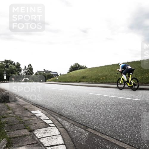 21.06.2026 - 29. Vierlanden-Triathlon H.Heesch http://msf.ph/oto/9902946 21.06.2026 09:58:45 Radfahren 269 meine-sportfotos.de