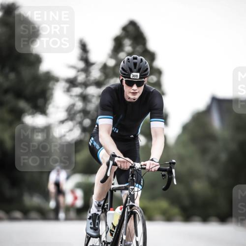 21.06.2026 - 29. Vierlanden-Triathlon H.Heesch http://msf.ph/oto/9902949 21.06.2026 10:05:04 Radfahren 130, 264, 308, 323, 326 meine-sportfotos.de