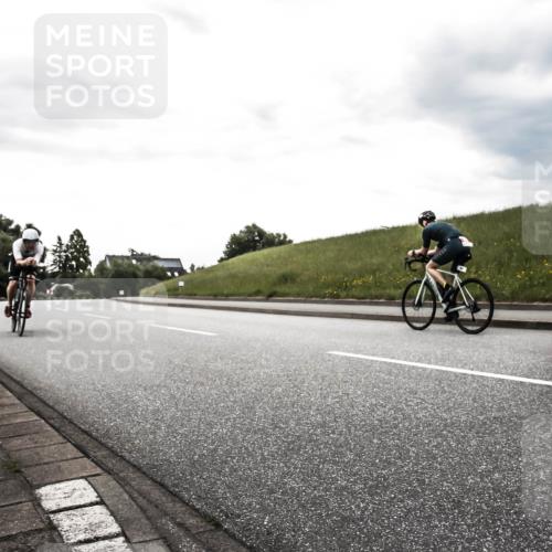 21.06.2026 - 29. Vierlanden-Triathlon H.Heesch http://msf.ph/oto/9902964 21.06.2026 09:59:36 Radfahren 34, 42, 155, 166, 223, 255 meine-sportfotos.de