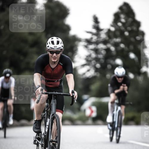 21.06.2026 - 29. Vierlanden-Triathlon H.Heesch http://msf.ph/oto/9902965 21.06.2026 10:05:08 Radfahren 130, 264, 275, 323, 326 meine-sportfotos.de