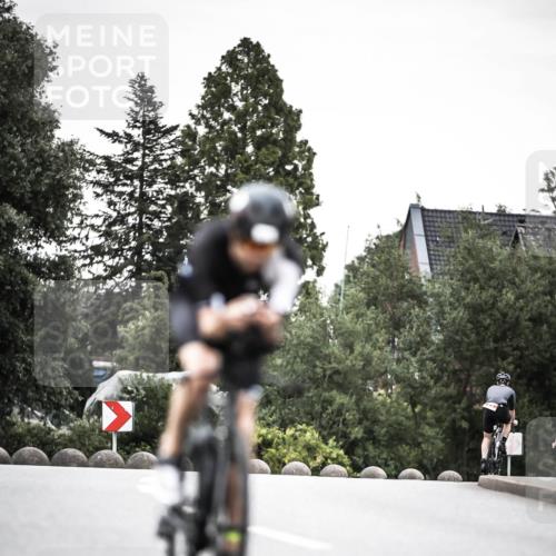 21.06.2026 - 29. Vierlanden-Triathlon H.Heesch http://msf.ph/oto/9903002 21.06.2026 10:15:15 Radfahren 23, 33, 111 meine-sportfotos.de