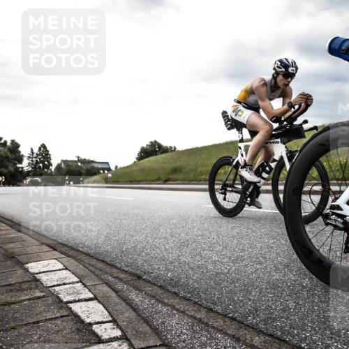 21.06.2026 - 29. Vierlanden-Triathlon H.Heesch http://msf.ph/oto/9903003 21.06.2026 10:01:18 Radfahren 43, 108, 378, 382 meine-sportfotos.de