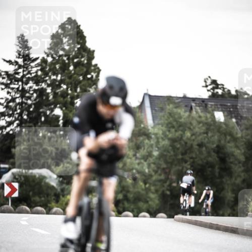 21.06.2026 - 29. Vierlanden-Triathlon H.Heesch http://msf.ph/oto/9903009 21.06.2026 10:15:15 Radfahren 23, 33, 111 meine-sportfotos.de