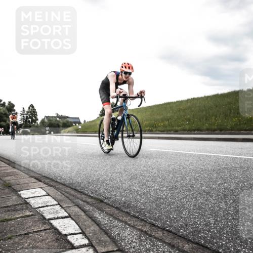 21.06.2026 - 29. Vierlanden-Triathlon H.Heesch http://msf.ph/oto/9903013 21.06.2026 10:01:53 Radfahren 106, 197, 387 meine-sportfotos.de
