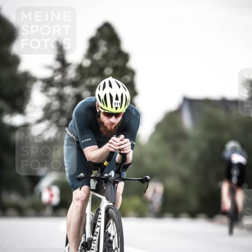 21.06.2026 - 29. Vierlanden-Triathlon H.Heesch http://msf.ph/oto/9903031 21.06.2026 10:15:17 Radfahren 23, 33, 111 meine-sportfotos.de