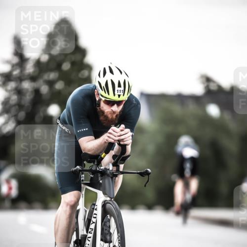 21.06.2026 - 29. Vierlanden-Triathlon H.Heesch http://msf.ph/oto/9903037 21.06.2026 10:15:17 Radfahren 23, 33, 111 meine-sportfotos.de