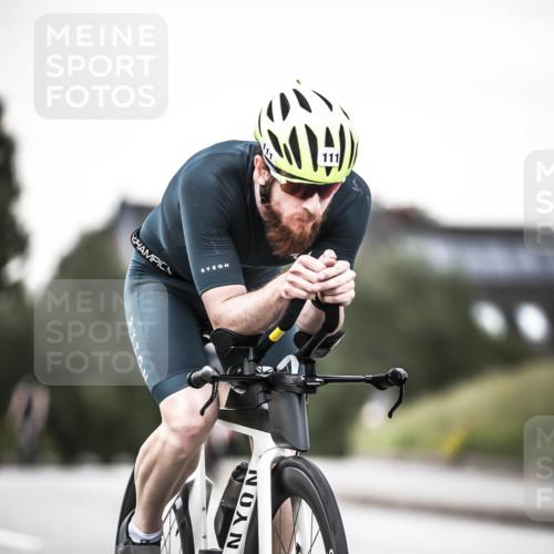 21.06.2026 - 29. Vierlanden-Triathlon H.Heesch http://msf.ph/oto/9903048 21.06.2026 10:15:17 Radfahren 23, 33, 111 meine-sportfotos.de