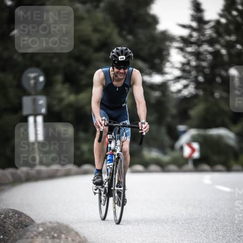 21.06.2026 - 29. Vierlanden-Triathlon H.Heesch http://msf.ph/oto/9903066 21.06.2026 10:15:25 Radfahren 49, 127, 172, 193, 240, 448, 1354 meine-sportfotos.de