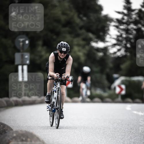 21.06.2026 - 29. Vierlanden-Triathlon H.Heesch http://msf.ph/oto/9903076 21.06.2026 10:06:38 Radfahren 243, 306, 349, 361 meine-sportfotos.de
