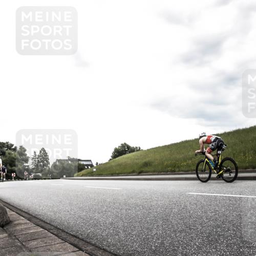 21.06.2026 - 29. Vierlanden-Triathlon H.Heesch http://msf.ph/oto/9903084 21.06.2026 10:03:56 Radfahren 35, 161, 238, 257, 362, 376 meine-sportfotos.de