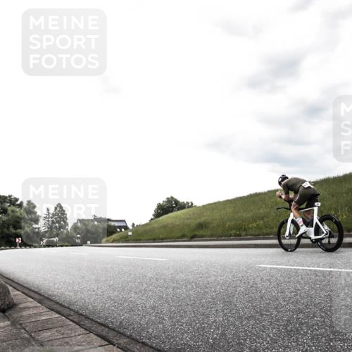 21.06.2026 - 29. Vierlanden-Triathlon H.Heesch http://msf.ph/oto/9903105 21.06.2026 10:04:06 Radfahren 151, 181, 337 meine-sportfotos.de