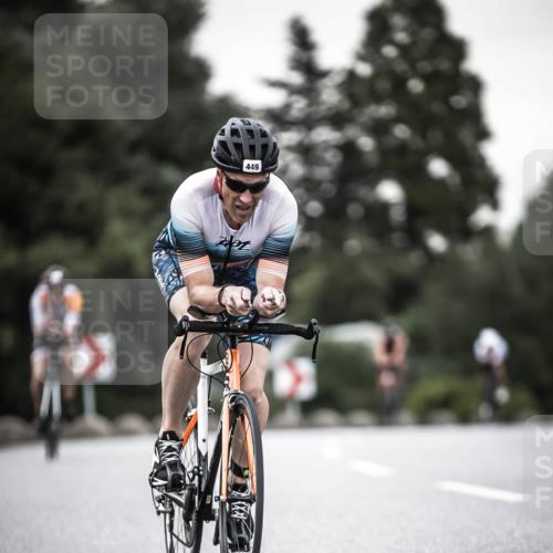 21.06.2026 - 29. Vierlanden-Triathlon H.Heesch http://msf.ph/oto/9903123 21.06.2026 10:15:40 Radfahren 98, 231, 397, 449, 467 meine-sportfotos.de