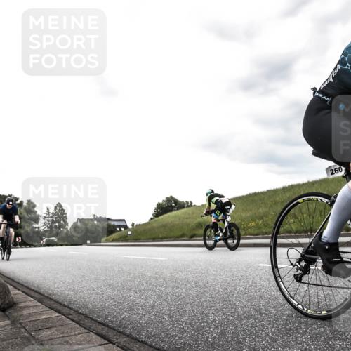21.06.2026 - 29. Vierlanden-Triathlon H.Heesch http://msf.ph/oto/9903133 21.06.2026 10:04:20 Radfahren 90, 260, 324, 350 meine-sportfotos.de