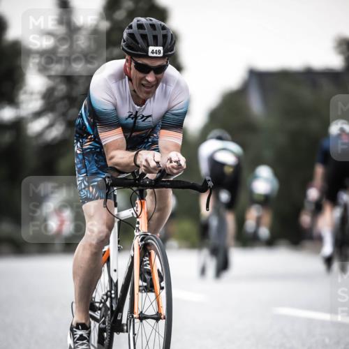21.06.2026 - 29. Vierlanden-Triathlon H.Heesch http://msf.ph/oto/9903135 21.06.2026 10:15:40 Radfahren 98, 231, 397, 449, 467 meine-sportfotos.de