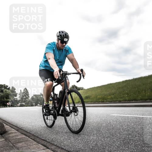 21.06.2026 - 29. Vierlanden-Triathlon H.Heesch http://msf.ph/oto/9903189 21.06.2026 10:05:00 Radfahren 292, 308, 332, 352 meine-sportfotos.de