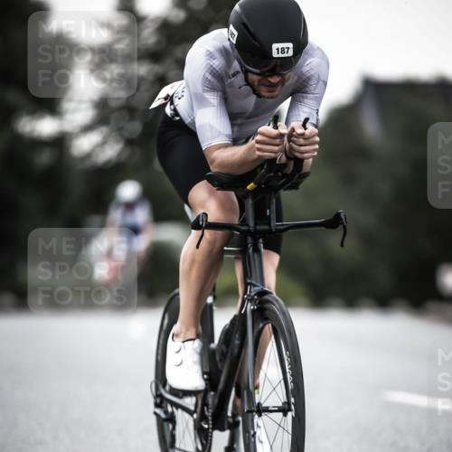 21.06.2026 - 29. Vierlanden-Triathlon H.Heesch http://msf.ph/oto/9903286 21.06.2026 10:09:18 Radfahren 25, 153, 187, 191, 303 meine-sportfotos.de