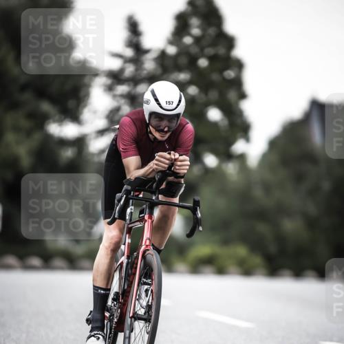 21.06.2026 - 29. Vierlanden-Triathlon H.Heesch http://msf.ph/oto/9903307 21.06.2026 10:09:40 Radfahren 18, 121, 122, 157, 225 meine-sportfotos.de