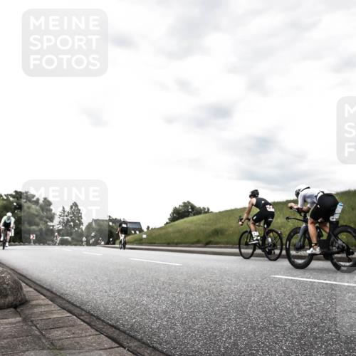 21.06.2026 - 29. Vierlanden-Triathlon H.Heesch http://msf.ph/oto/9903332 21.06.2026 10:07:55 Radfahren 50, 59, 104, 167, 220, 320 meine-sportfotos.de