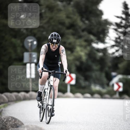 21.06.2026 - 29. Vierlanden-Triathlon H.Heesch http://msf.ph/oto/9903344 21.06.2026 10:11:50 Radfahren 47, 161, 246, 414 meine-sportfotos.de