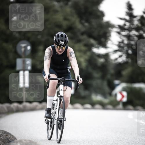 21.06.2026 - 29. Vierlanden-Triathlon H.Heesch http://msf.ph/oto/9903348 21.06.2026 10:11:50 Radfahren 47, 161, 246, 414 meine-sportfotos.de