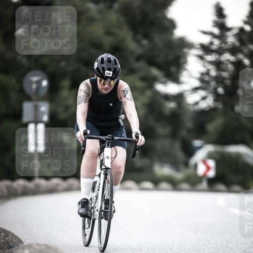 21.06.2026 - 29. Vierlanden-Triathlon H.Heesch http://msf.ph/oto/9903350 21.06.2026 10:11:50 Radfahren 47, 161, 246, 414 meine-sportfotos.de