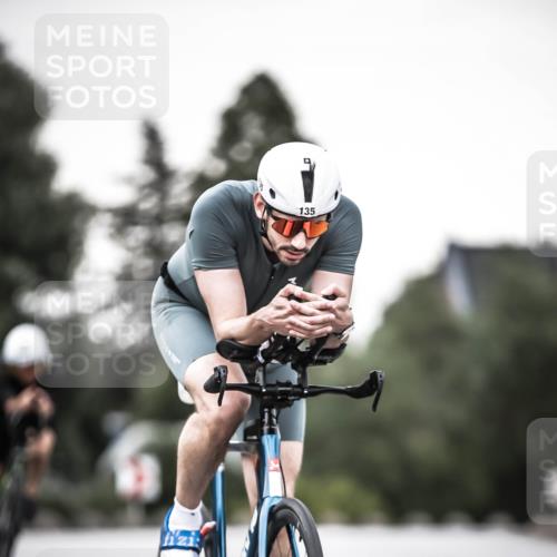 21.06.2026 - 29. Vierlanden-Triathlon H.Heesch http://msf.ph/oto/9903382 21.06.2026 10:14:58 Radfahren 71, 135, 200, 216 meine-sportfotos.de